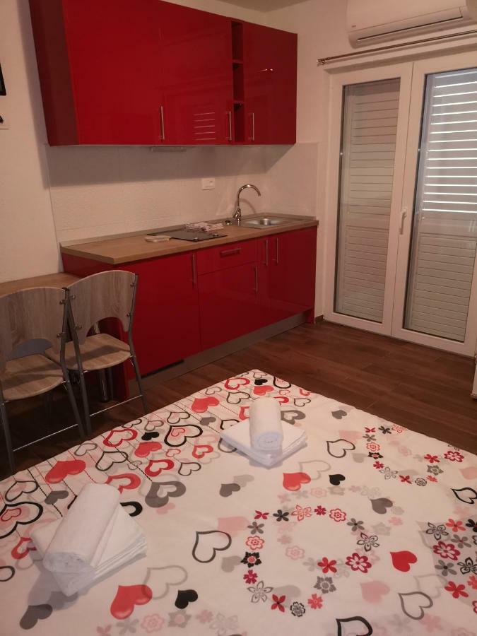 Apartmani Sea Башка-Вода Экстерьер фото